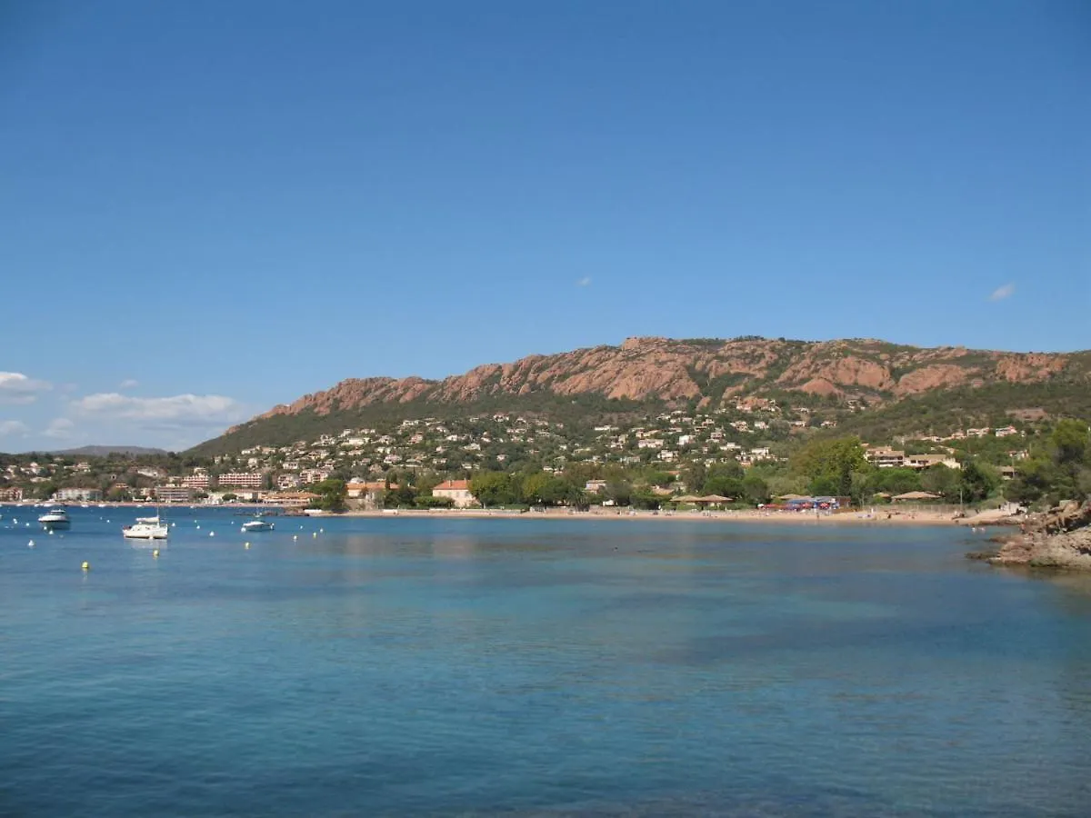 Apartment Village Cap Esterel - L'Esquinade-70 By Interhome Saint-Raphaël